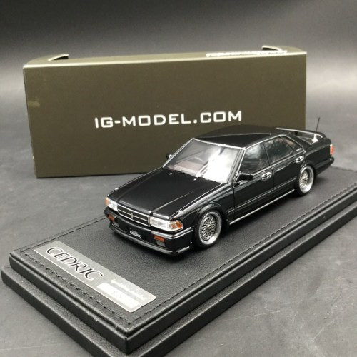 Ignition Model 1:43 Nissan Cedric (Y31) Black (IG1249) Resin Car
