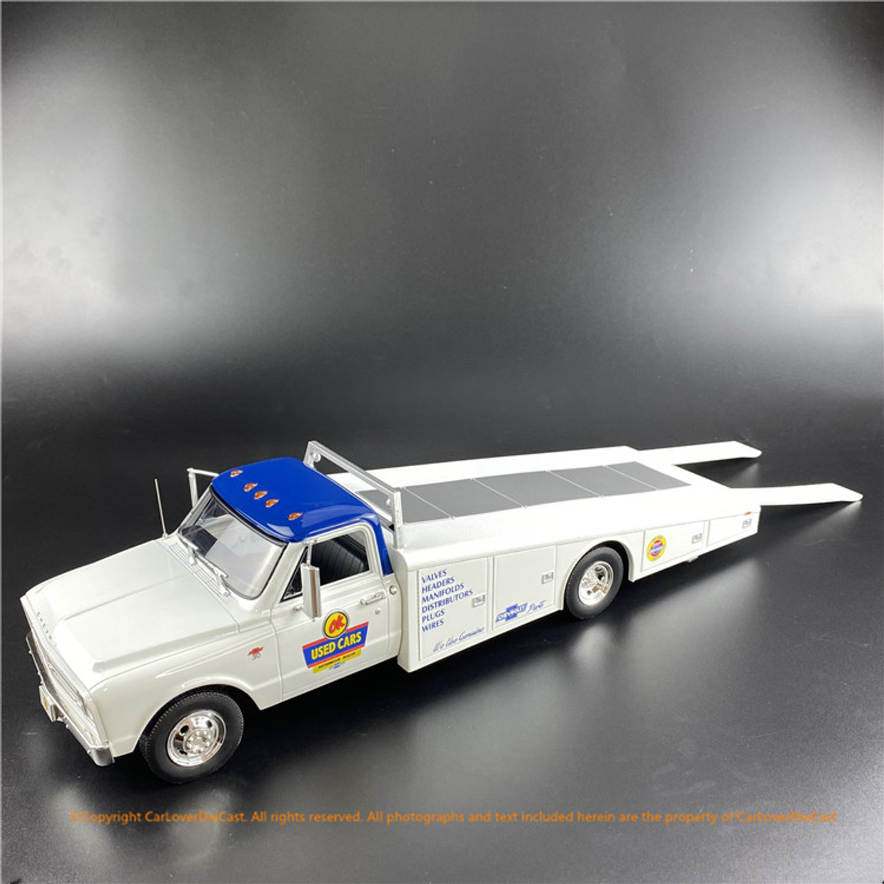 No227ミニカー1/18 CHEVROLET C-30 RAMP TRUCK 1/18 ACME 1967 Chevrolet C-30 Ramp Truck (Grumpy's Toy
