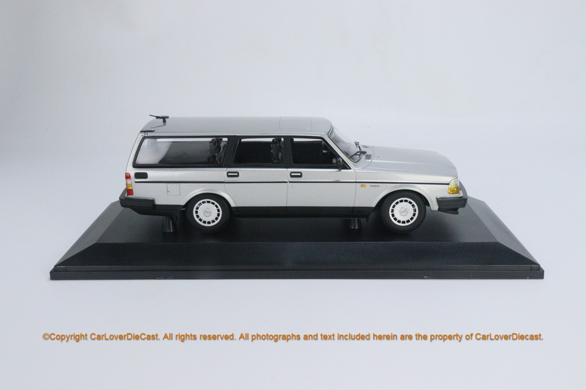 VOLVO - 240GL 1986 - SILVER 1/18 ミニチャンプス