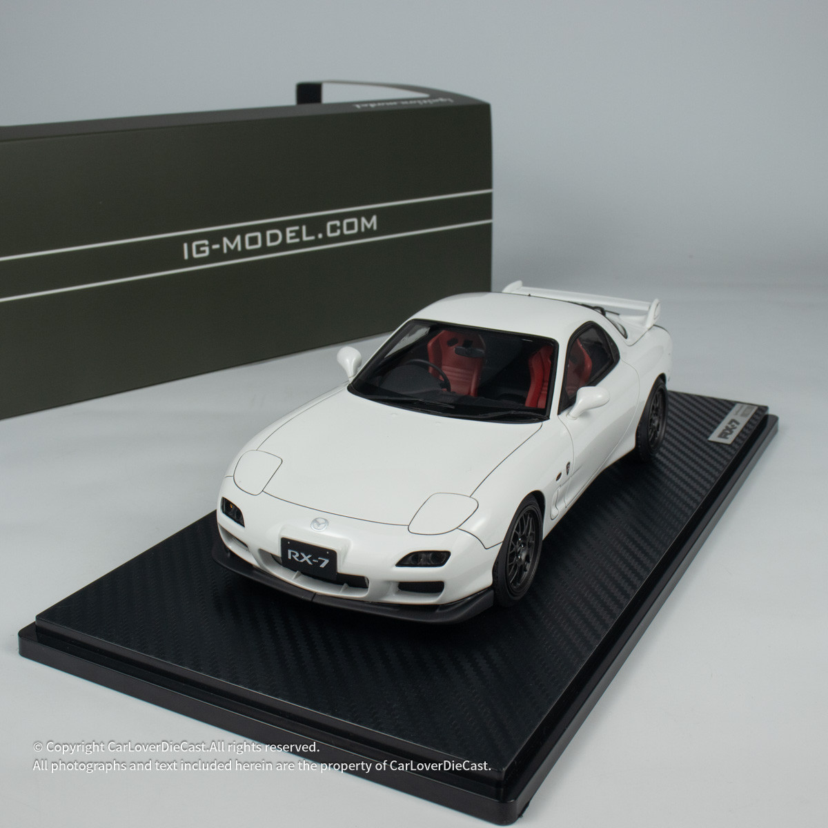 Ignition Model 1:18 MAZDA RX-7 (FD3S) Spirit R Type A White