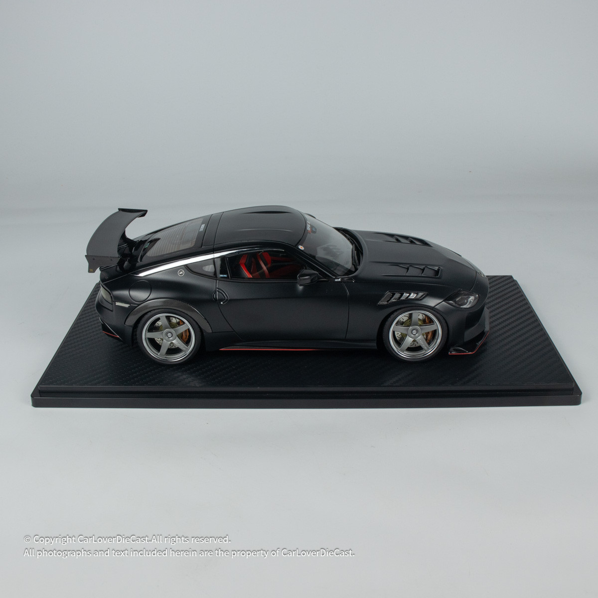 ignition.model × TOMYTEC ミニカー 黒 Ignition Model 1:18 TOP SECRET Fairlady Z (RZ34) Red Metallic