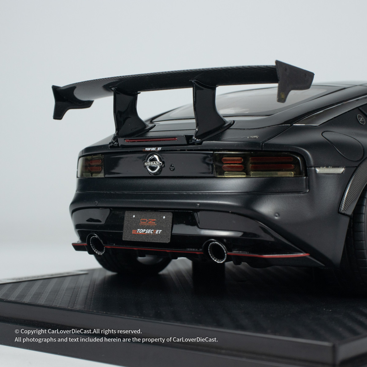 ignition model Nissan GT-R ブラック Preorder] Ignition Model 1:18 NISSAN SKYLINE GT-R (R32) Gun