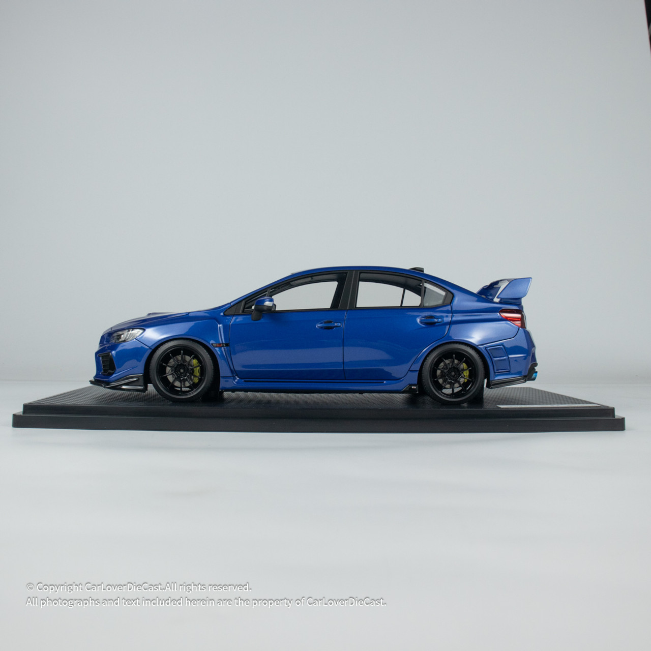 Ignition Model 1:18 SUBARU WRX (CBA-VAB) STI Gray Khaki