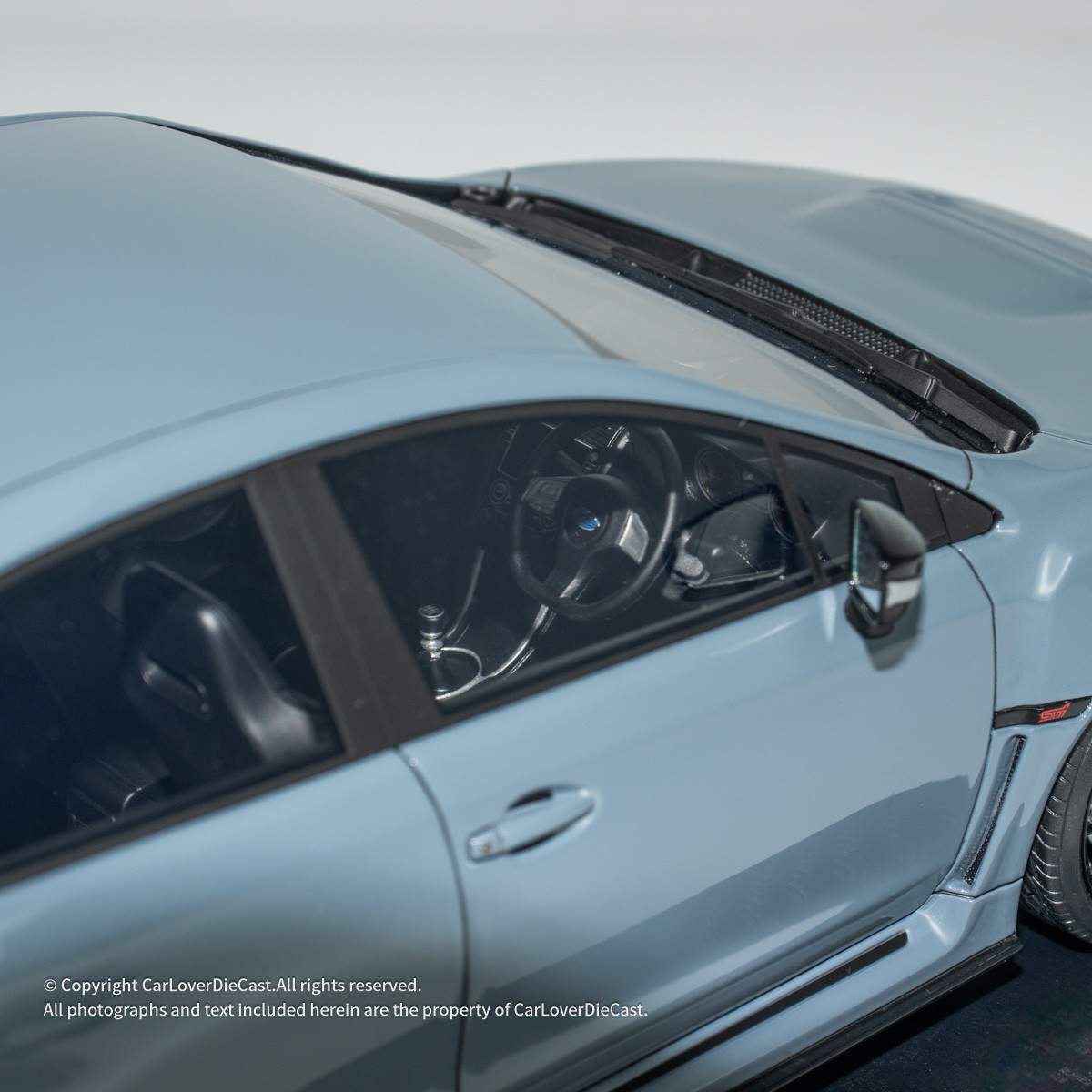 Ignition Model 1:18 SUBARU WRX (CBA-VAB) STI Gray Khaki / Blue