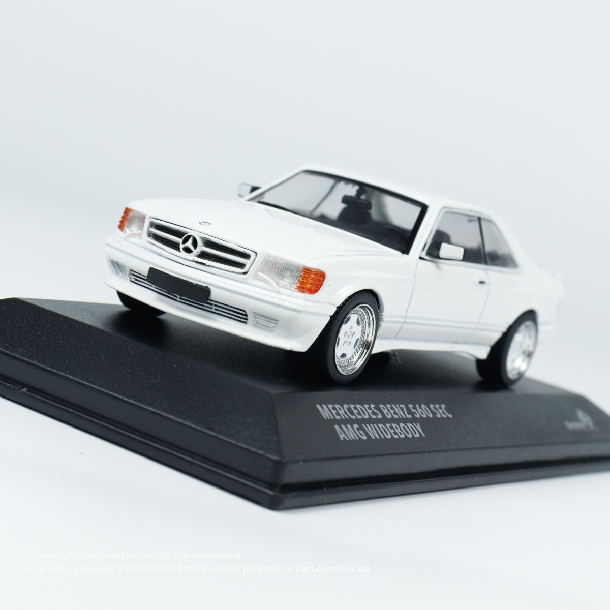 Solido 1:43 MERCEDES SEC 560 AMG WIDEBODY CLASSIC WHITE 1990