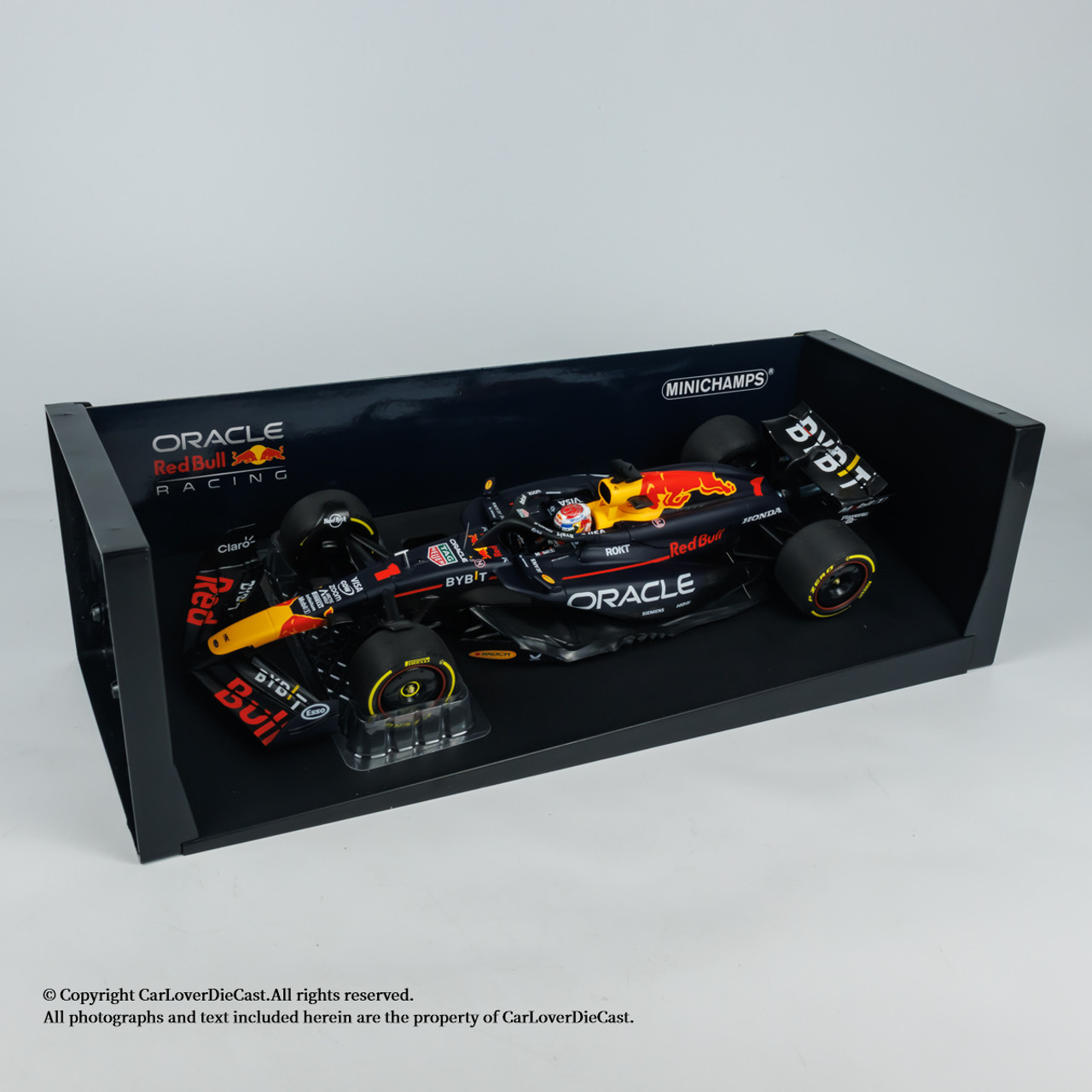 MINICHAMPS Oracle RedBull Racing RB18限定版 MINICHAMPS Oracle RedBull Racing RB18限定版 s-l400.jpg