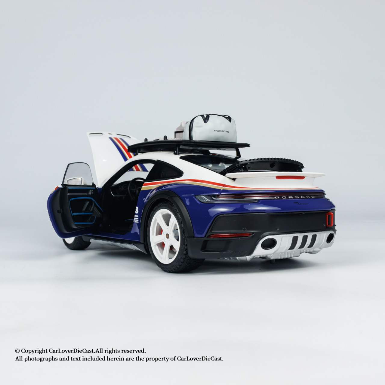 ミニカー　1/18 ポルシェ 911 ダカール 2022 MINICHAMPS MINICHAMPS 1/18 - PORSCHE 911 Dakar - 2022 - Five Diecast