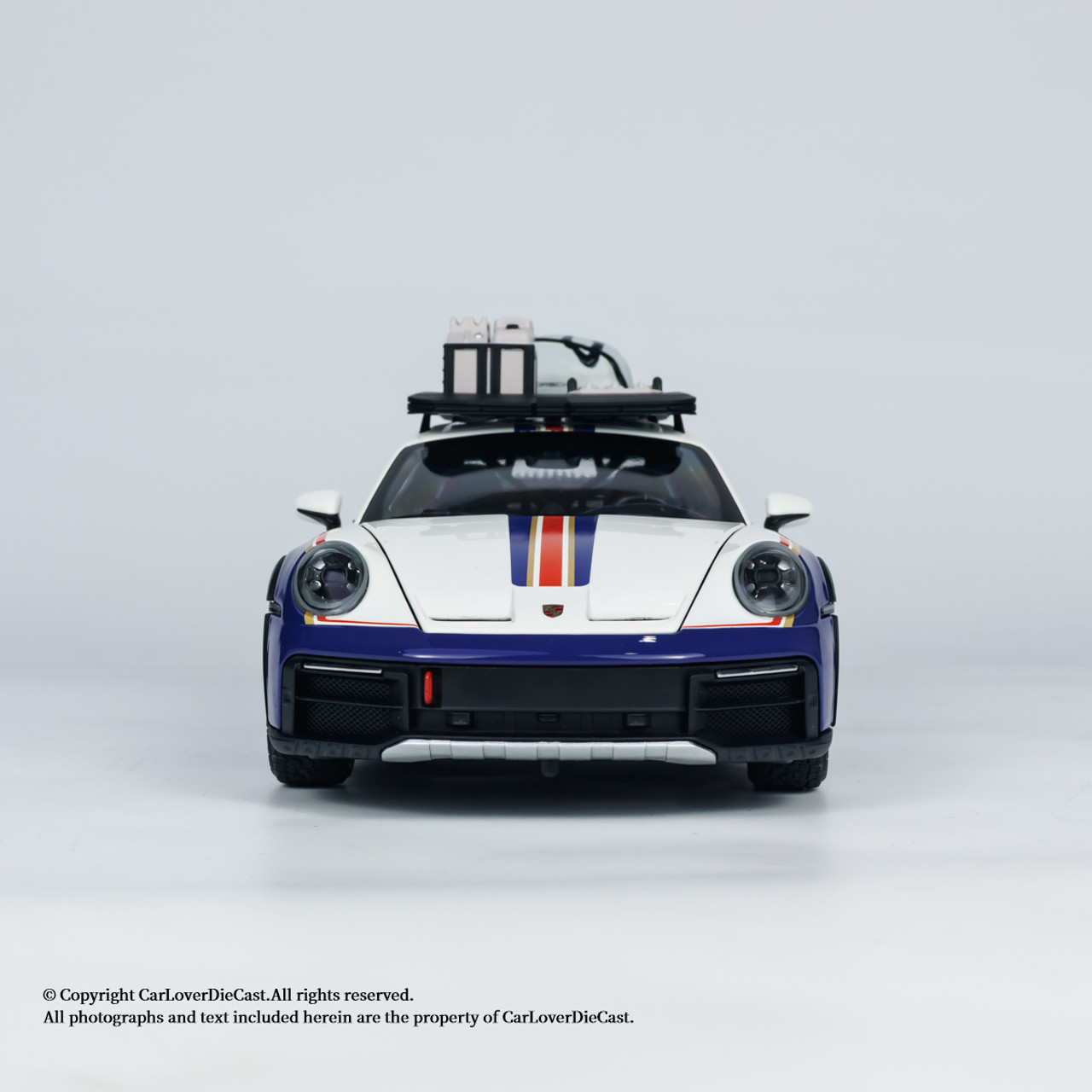 MINICHAMPS 1:18 PORSCHE 911 DAKAR - 2023 - BLUE WITH ROOF