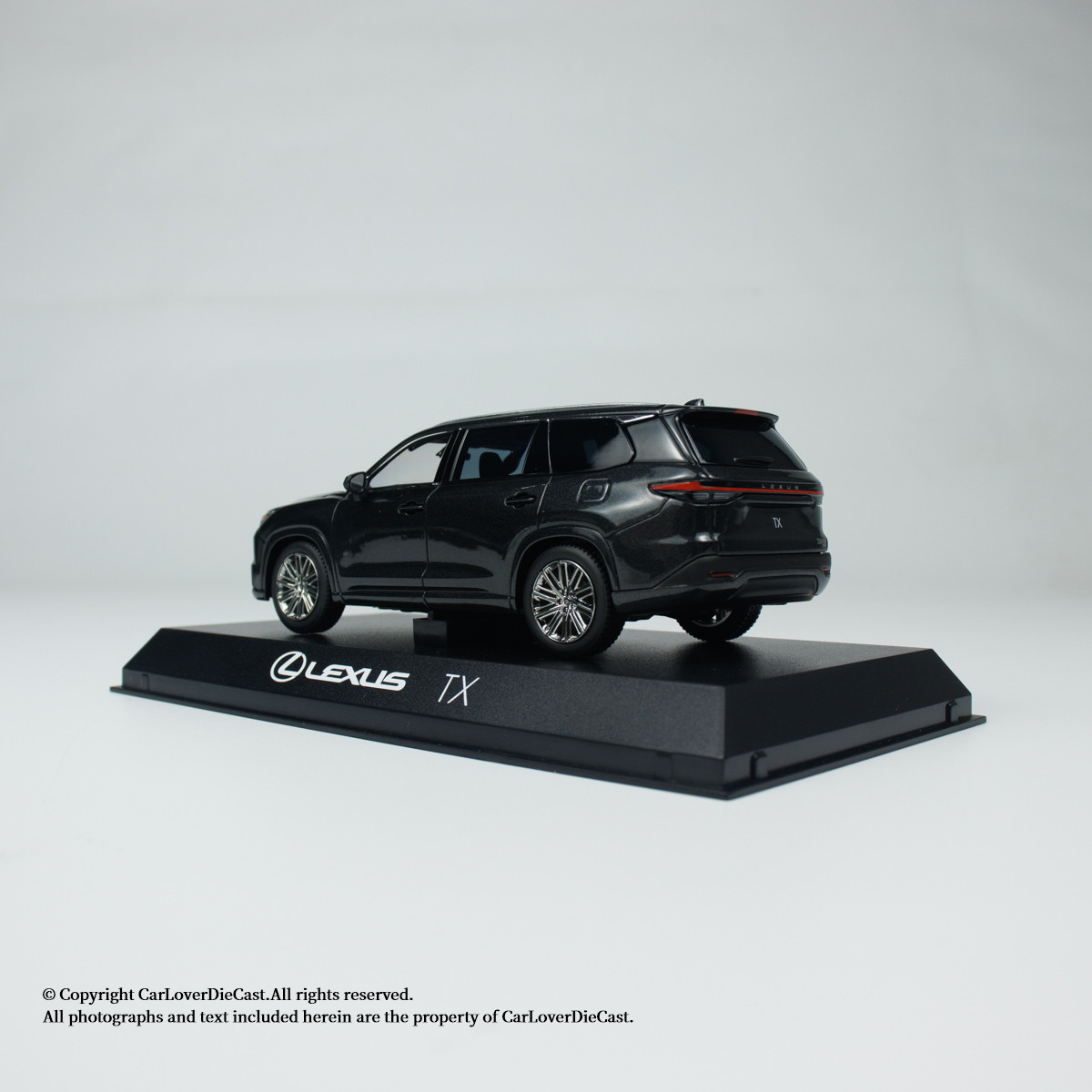 Kyosho 1:43 LEXUS TX (03923) Diecast Car Model Available Now