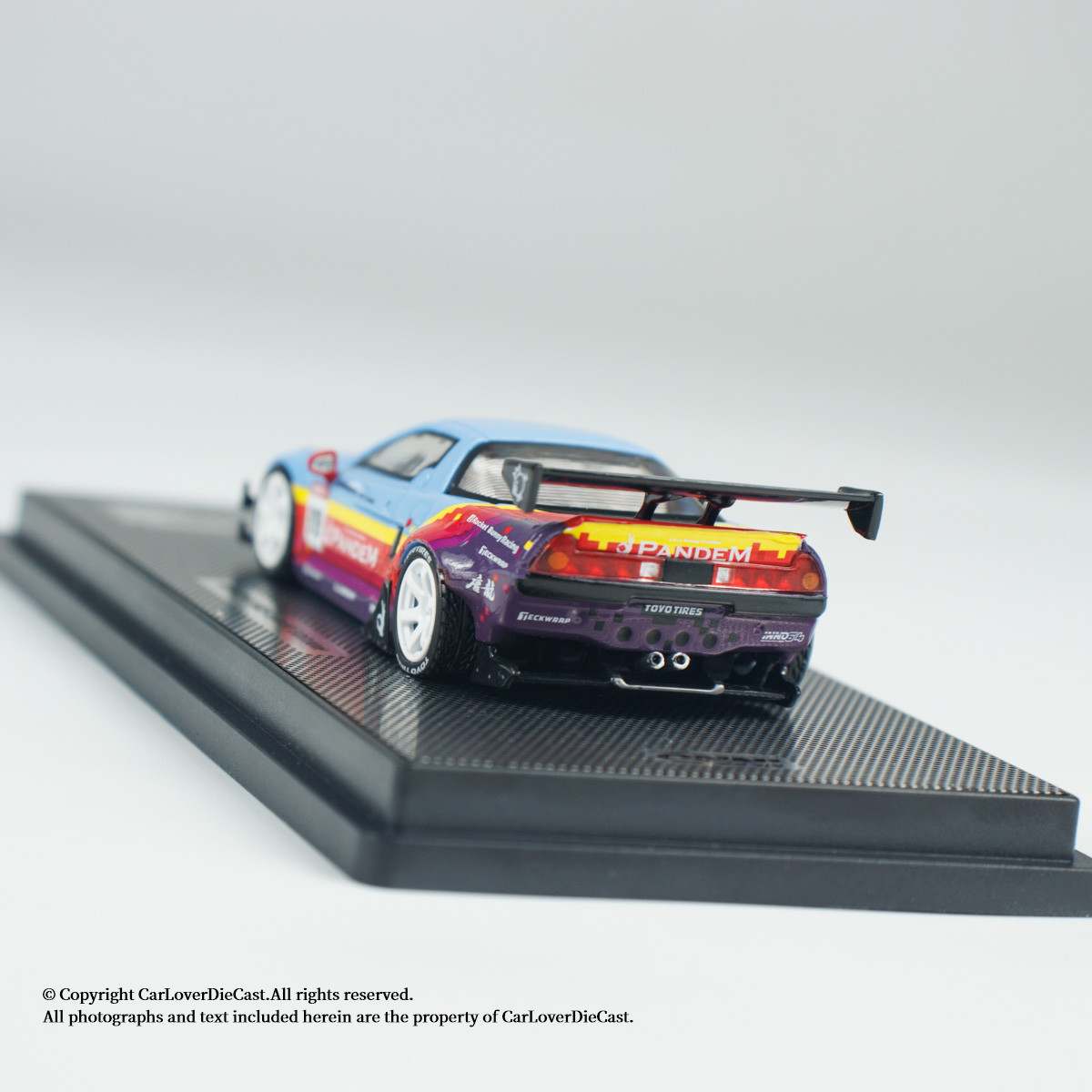INNO 1:64 HONDA NSX (NA1) PANDEM ROCKET BUNNY (IN64-NSXP-APA25