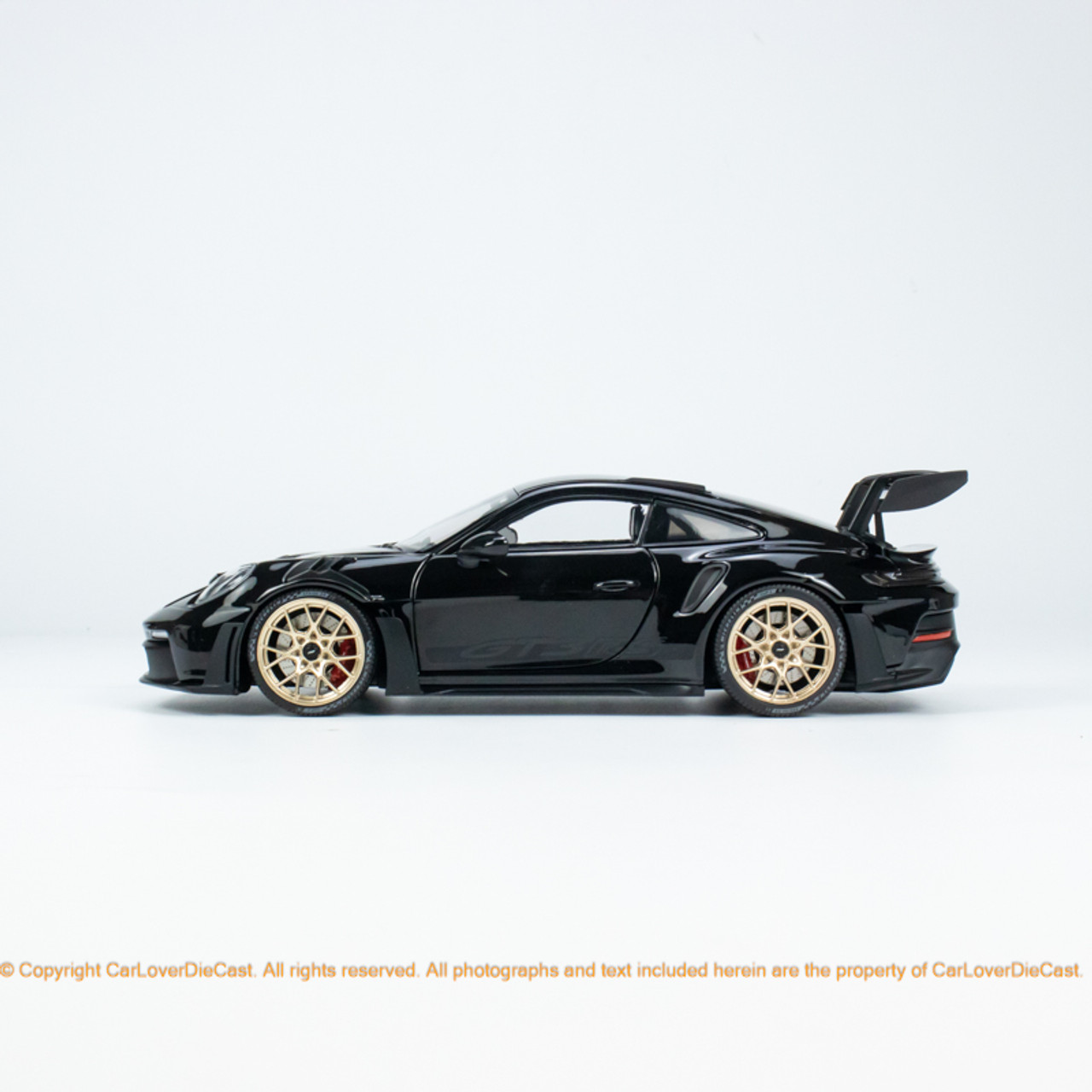 【MINICHAMPS】限定200台 Porsche 911(991) GT3 MINICHAMPS】限定200台 Porsche 911(991) GT3