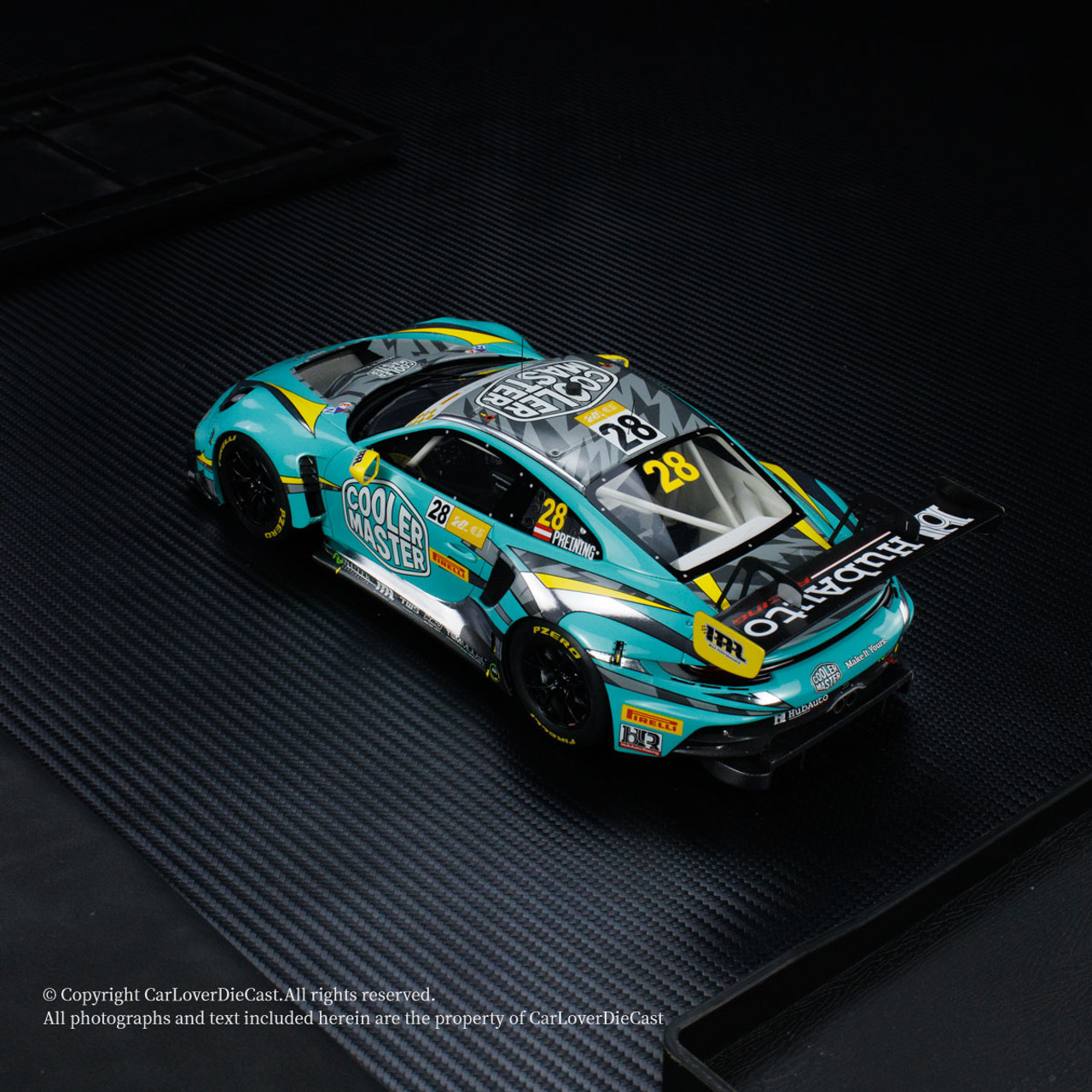 限定版 Porsche Tennis Grad Prix 911GT3 ミニカー Porsche 911 GT3 R #28 HubAuto Racing 2023 FIA GT World Cup