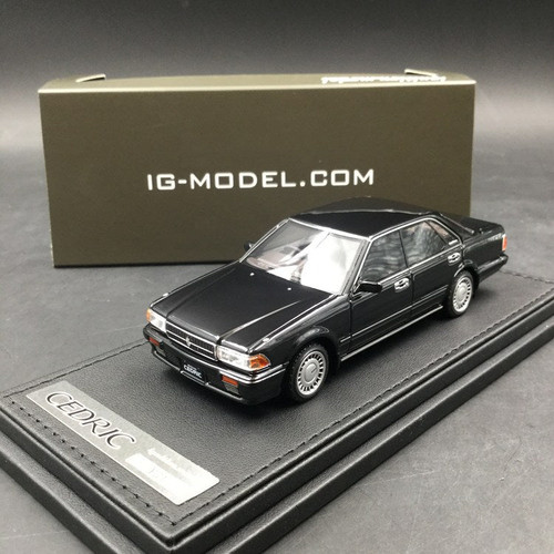 Ignition Model 1:43 Nissan Cedric (Y31) Black (IG1249) Resin Car