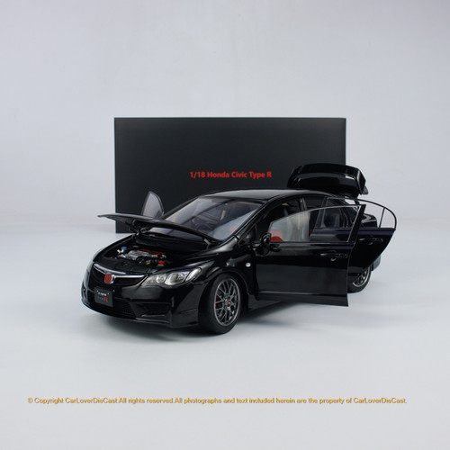 1:18 - WELL - CarLoverDieCast