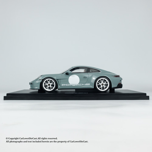 GT Spirit 1:18 Porsche 911 (991.2) GT2 RS WEISSACH PACKAGE GULF