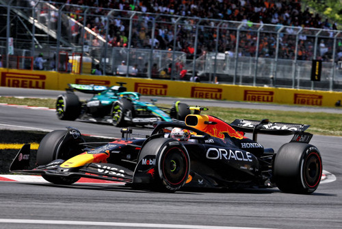 MINICHAMPS 1:18 ORACLE RED BULL RACING RB21 - YUKI TSUNODA - CANADA GP 2025 - 100TH GP (117251022) Resin Car Model Available In Q4 2025 Pre Order Now