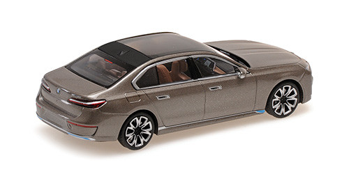 MINICHAMPS 1:43 BMW I7 - 2023 - GREY METALLIC / MATT BLUE / RED METALLIC (410024200-410024202) Diecast Car Model Available In March 2026 Pre Order Now