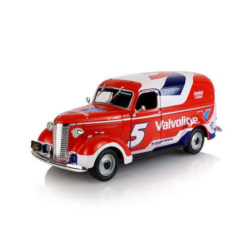 GreenLight Collectibles 1:24 Panel Van-Hendrick Motorsports-2024 NAPA Filters Livery (85092/12) Diecast Car Model Available In January 2027 Pre Order Now