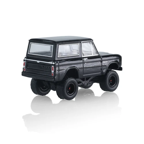 GreenLight Collectibles 1:64 Ford Bronco-Blackout Edition (30626/48) Diecast Car Model Available In March 2027 Pre Order Now