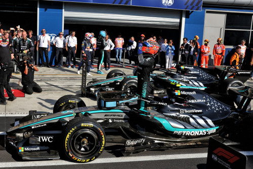 MINICHAMPS 1:18 / 1:43 / 1:64 MERCEDES-AMG PETRONAS F1 TEAM W17 - K. ANTONELLI - WINNER ITALY GP 2026 W FIGURINE, POSITION, PITBOARD AND TROPHY (117261312/417261312/640261312) Resin / Diecast Car Model Available In January 2027 Pre Order Now