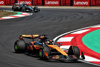 MINICHAMPS 1:18 MCLAREN FORMULA 1 TEAM MCL39 - OSCAR PIASTRI