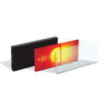 A black power bank with a sleek design, accompanied by two interchangeable panels in red and transparent. A black power bank with a sleek design, accompanied by two interchangeable panels in red and transparent.