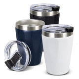 A drink bottle set featuring three vacuum tumblers in black, navy, and white, with transparent lids and a logo. A drink bottle set featuring three vacuum tumblers in black, navy, and white, with transparent lids and a logo.