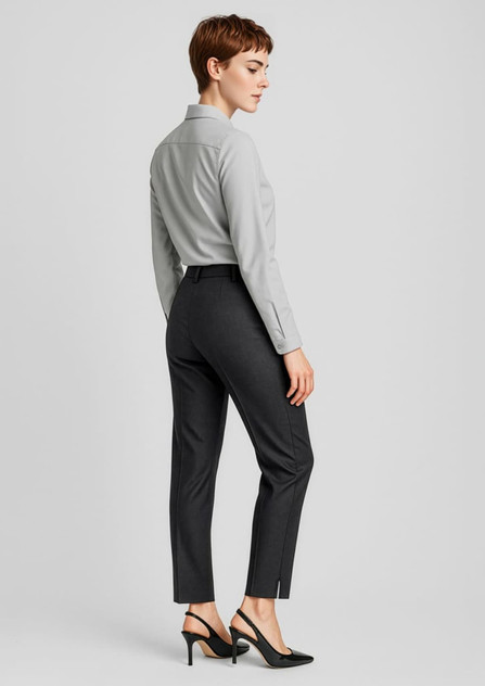 Women’s slim leg pants in dark grey, featuring a sleek design and tailored fit. Styled with a light grey shirt and heels.