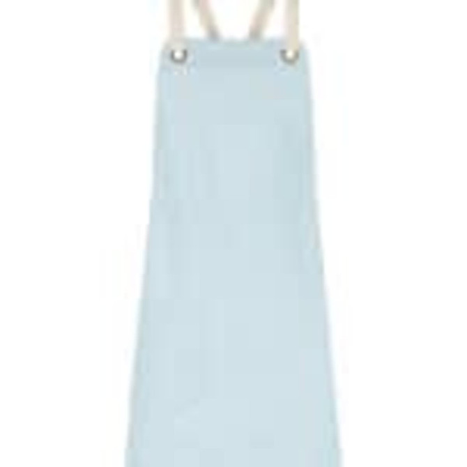 A light blue bib apron with adjustable straps and metallic details, featuring a logo. A light blue bib apron with adjustable straps and metallic details, featuring a logo.