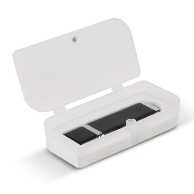 A Quadra 4GB Flash Drive in a transparent case. The drive is compact and features a sleek black design.