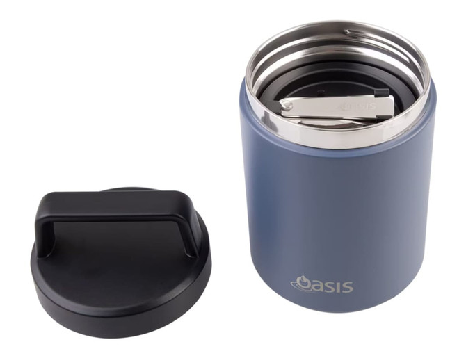 A drink bottle in blue with a black lid and a metal interior, featuring a spoon and a logo.
