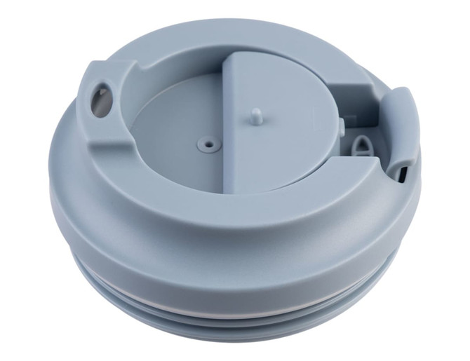 A grey coffee cup lid with a sliding opening and a small hole, featuring a logo on the side.