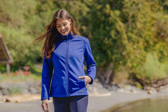 LCO00066 Tour Blue - Lifestyle 1