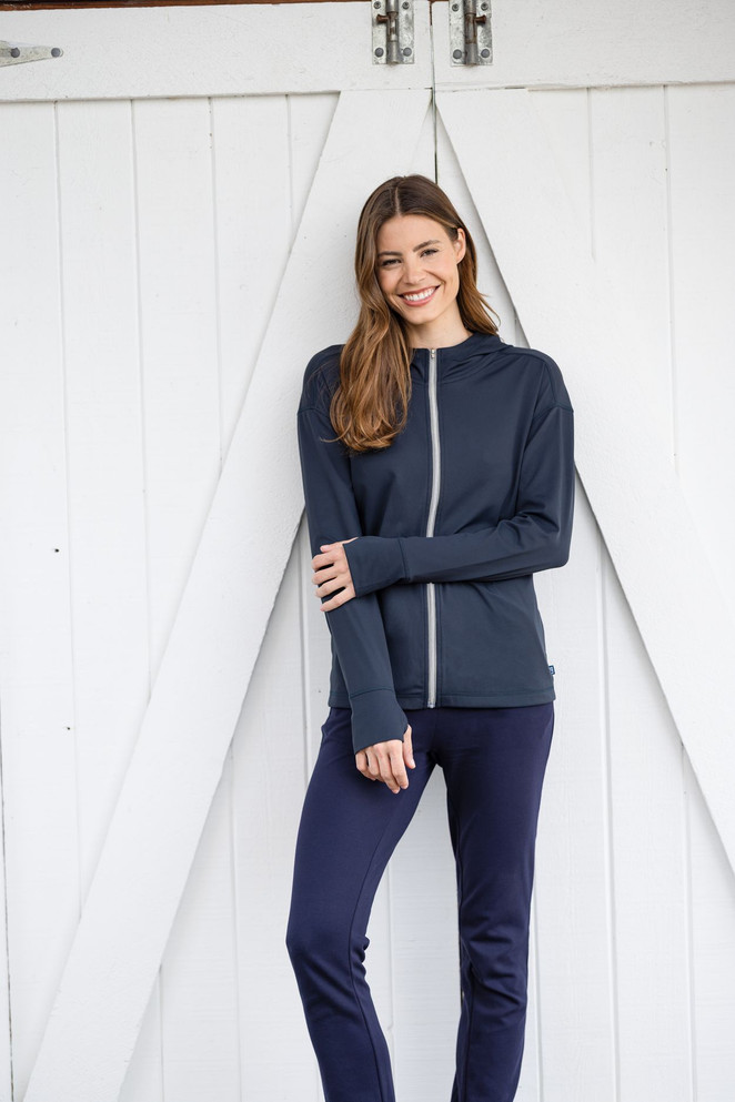 LCK00168 Navy Blue - Lifestyle 1