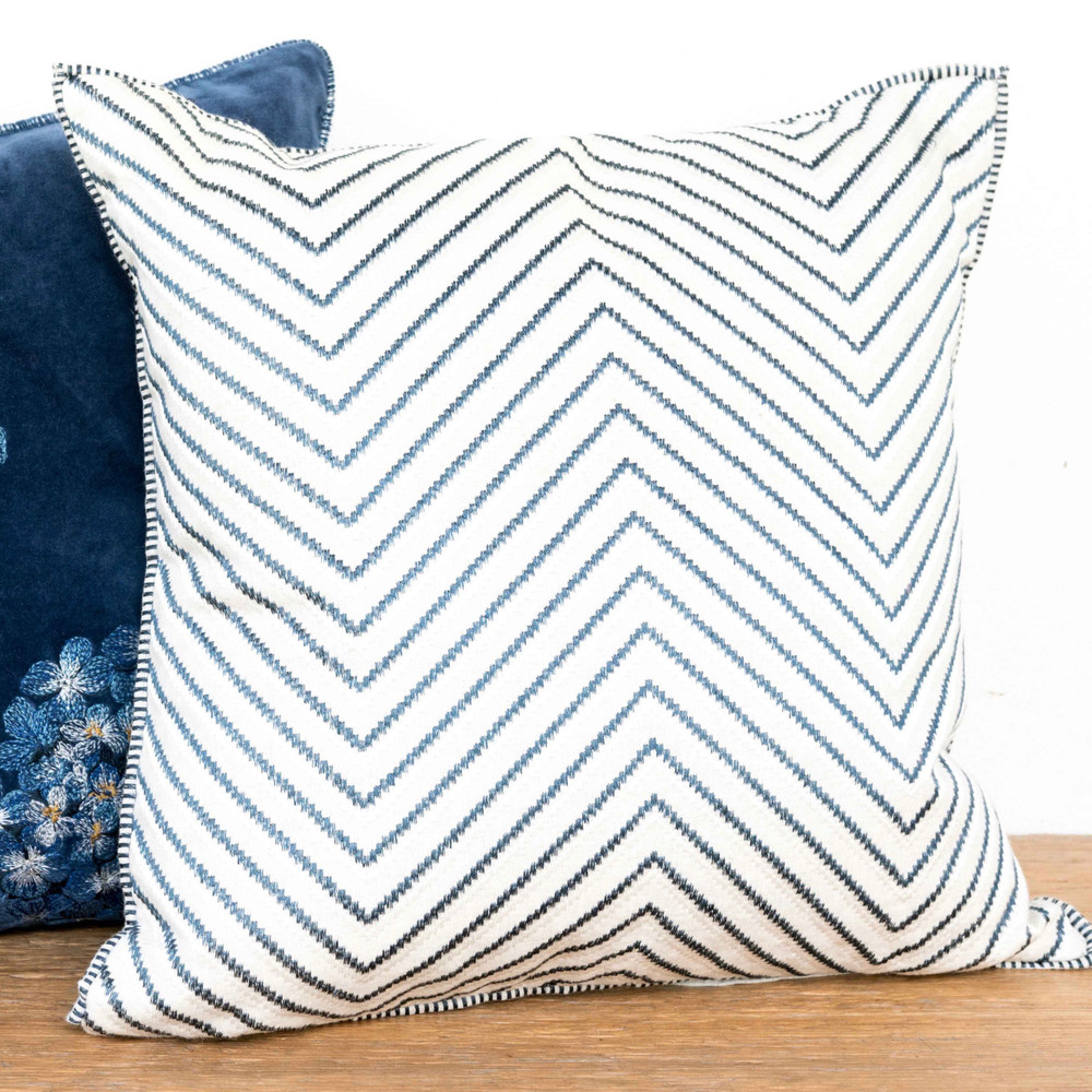 The Yves Delorme cavalcade decorative pillow is the perfect way to brighten up your living room sofa, armchair, or bedroom. 
