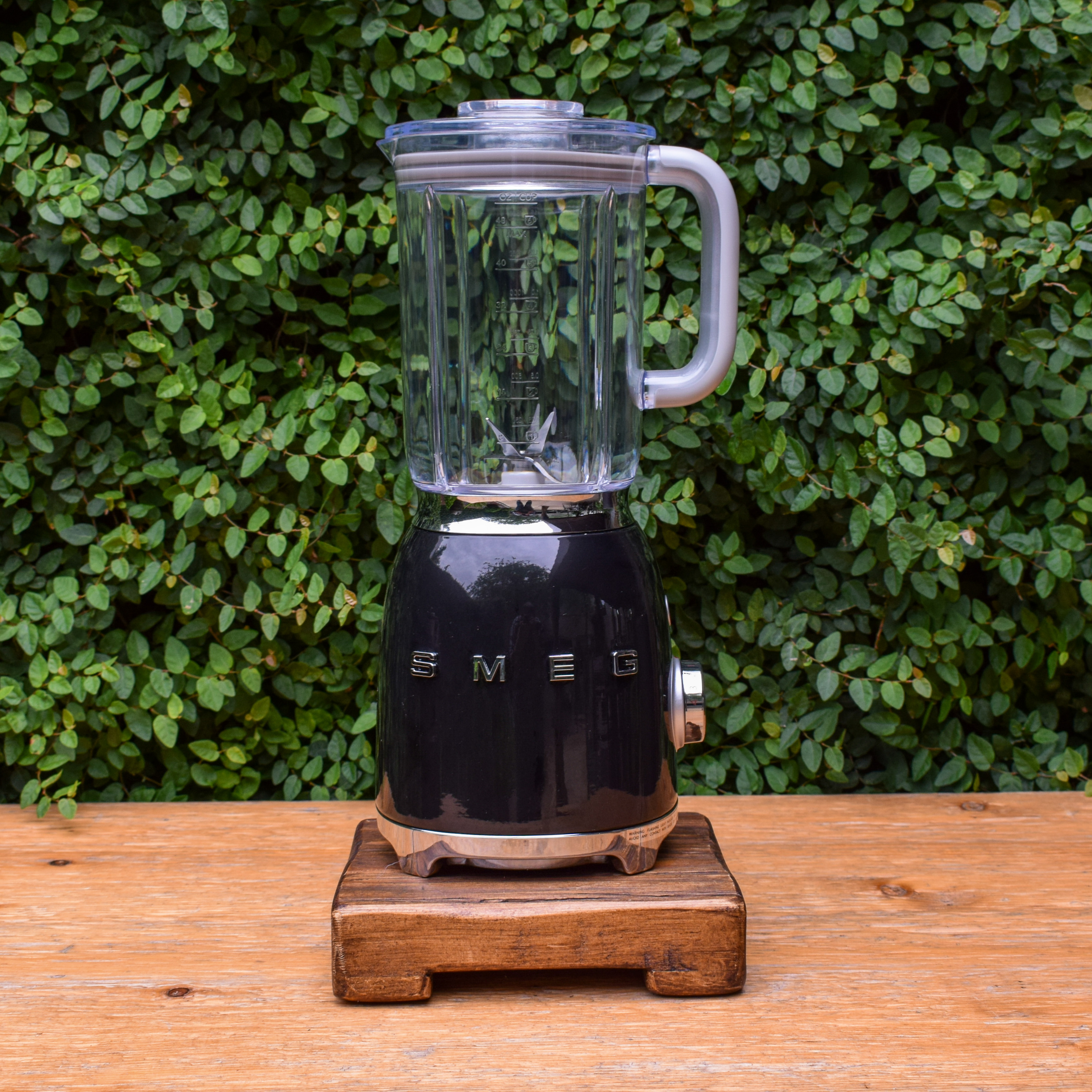 Black Retro-Style Blender by SMEG