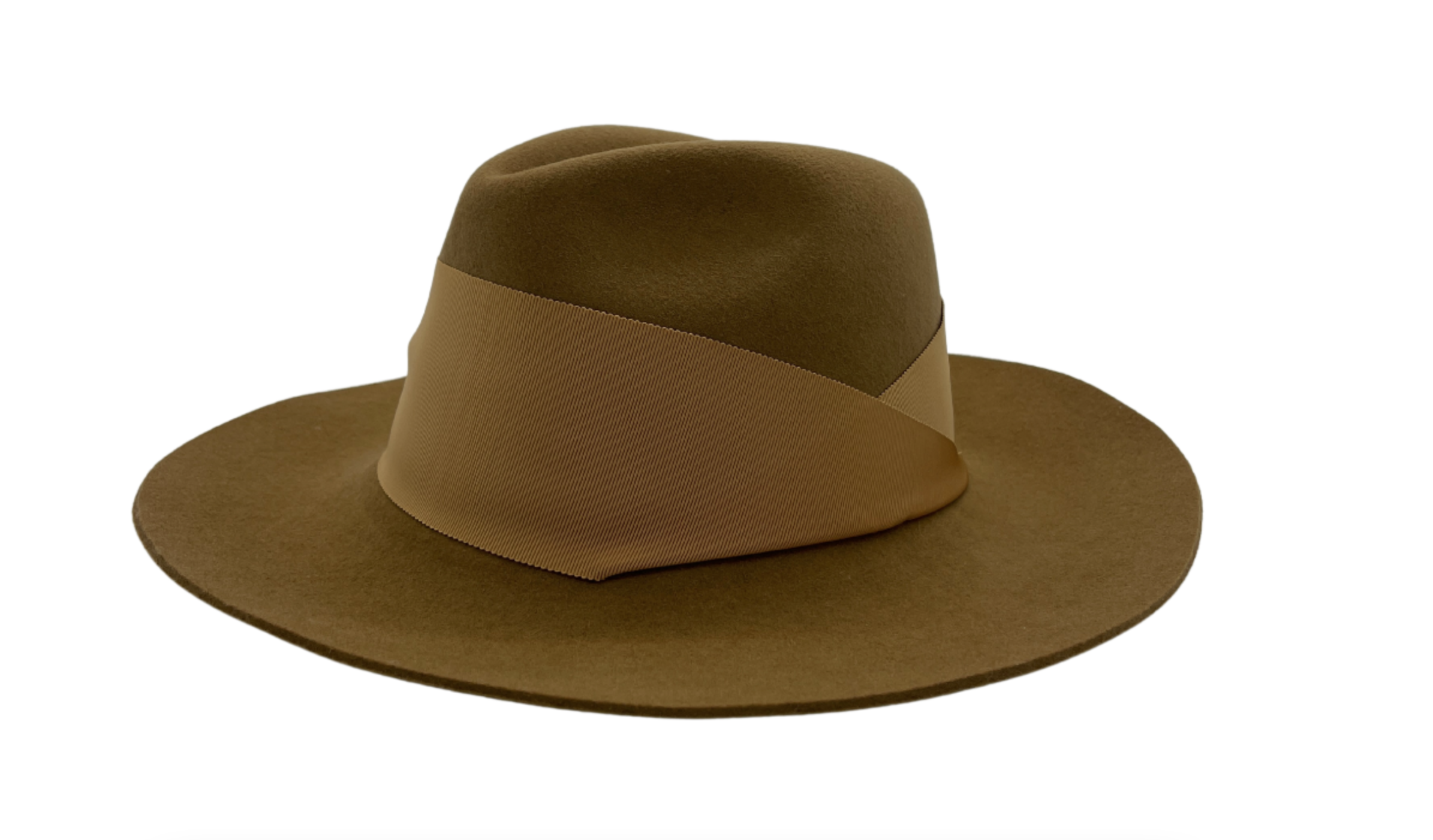 What I Screenshot This Week: The Shadiest Wide-Brimmed Hat in The