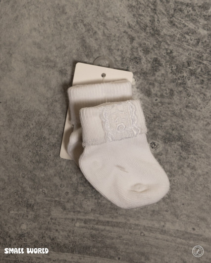 Sippy's Socks with Matching Trim 21 White