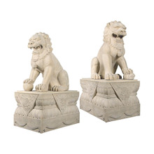 Chinese Foo Dog Statue from Design Toscano