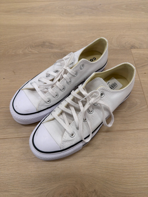 Converse 38