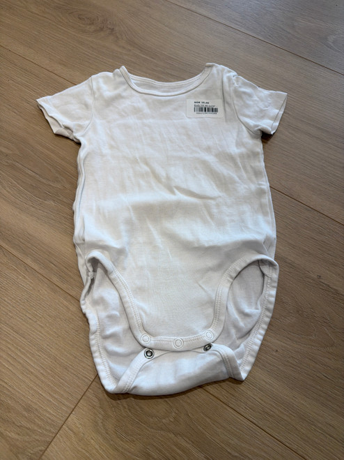 Body HM 86 kortermet