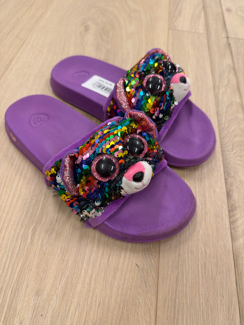 slippers TY 37