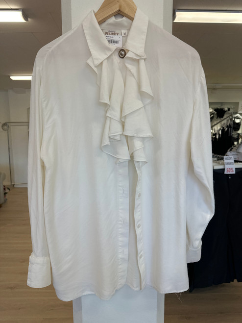 Bluse m/rysjer M