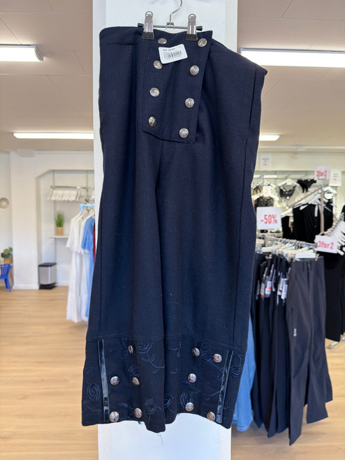 Nikkers, 8