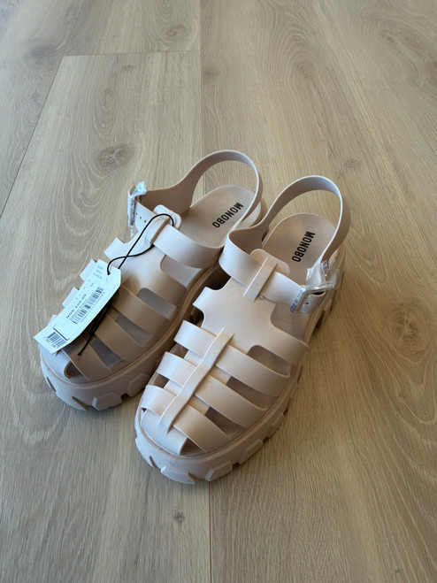 Sandal Krem, 38