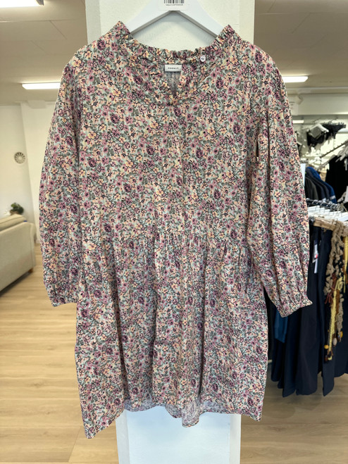 BlomstretKjoleNameIT 140