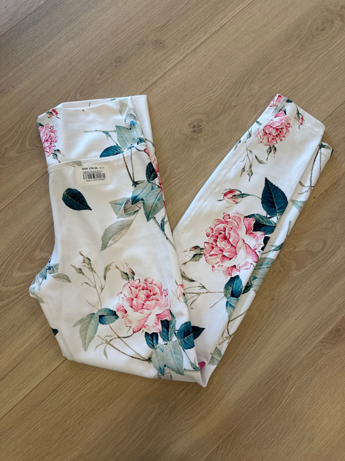 Tights love it,M,kvit,NY