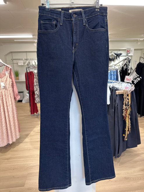 Levis bootcut 27X30