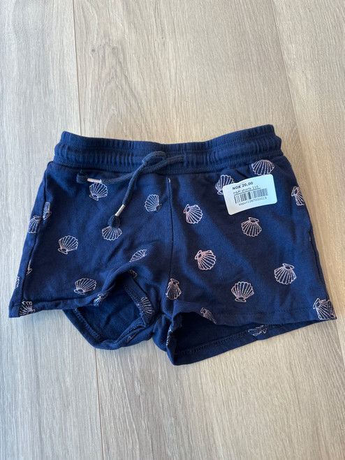 H&M shorts 116