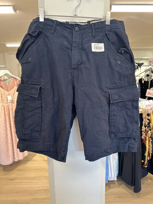 Blå shorts 34